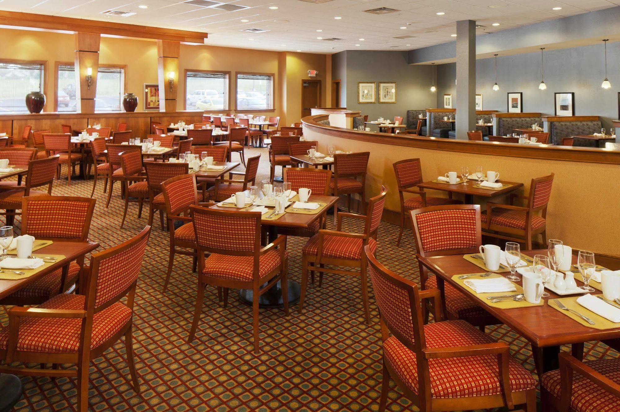 Doubletree By Hilton Rochester Henrietta Eksteriør bilde