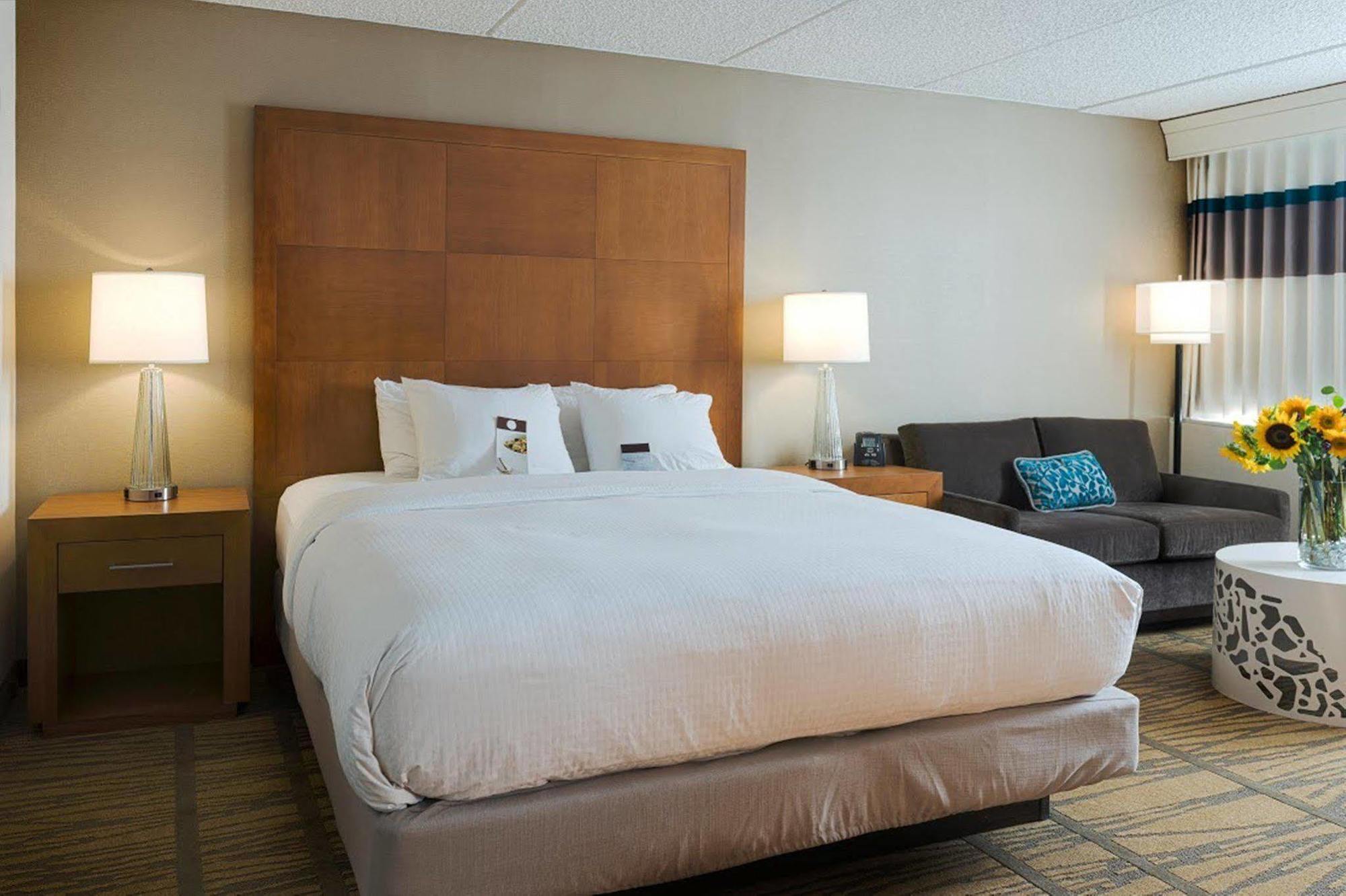 Doubletree By Hilton Rochester Henrietta Eksteriør bilde